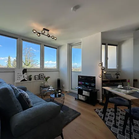 Modernes Loggia-apartment Mit Dezentem Bergblick In Im Allgaeu * קמפטן