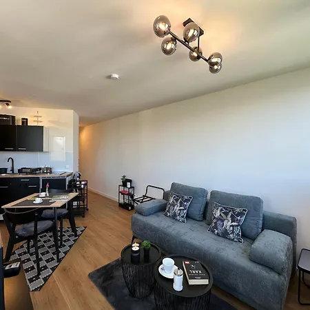 Lägenhet Modernes Loggia-apartment Mit Dezentem Bergblick In Im Allgaeu *