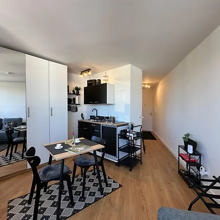 Modernes Loggia-apartment Mit Dezentem Bergblick In Im Allgaeu דירה